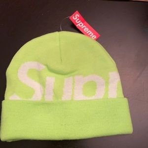 Supreme Skully hat NWT 🔥